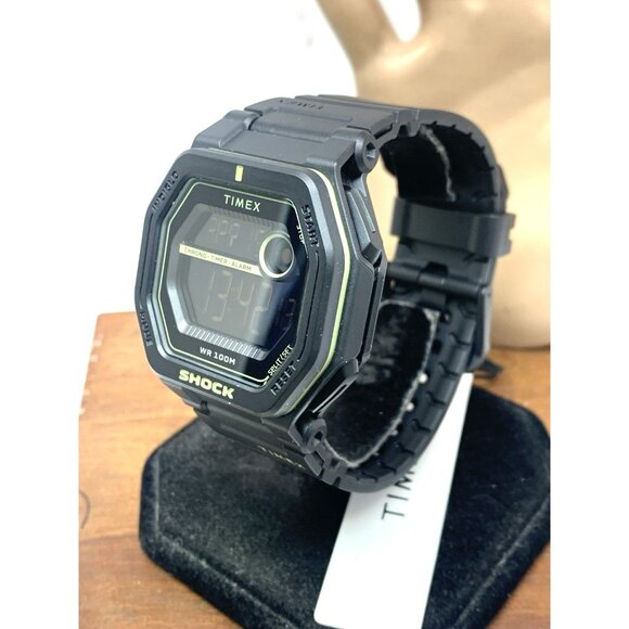 Timex Men's Watch TW2V59800 Command Encounter Digital Quartz Indiglo Black 45mm - Picture 2 of 15